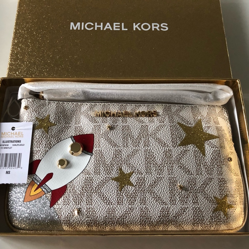 NWT - Michael Kors Wristlet